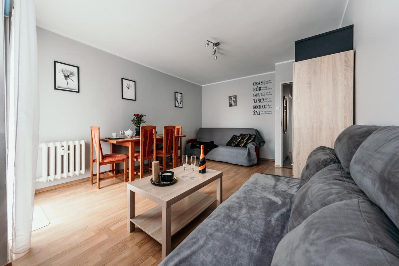 Spacious 3 Bedroom Apartament Near Olivia Business Center Gdańsk Exteriör bild