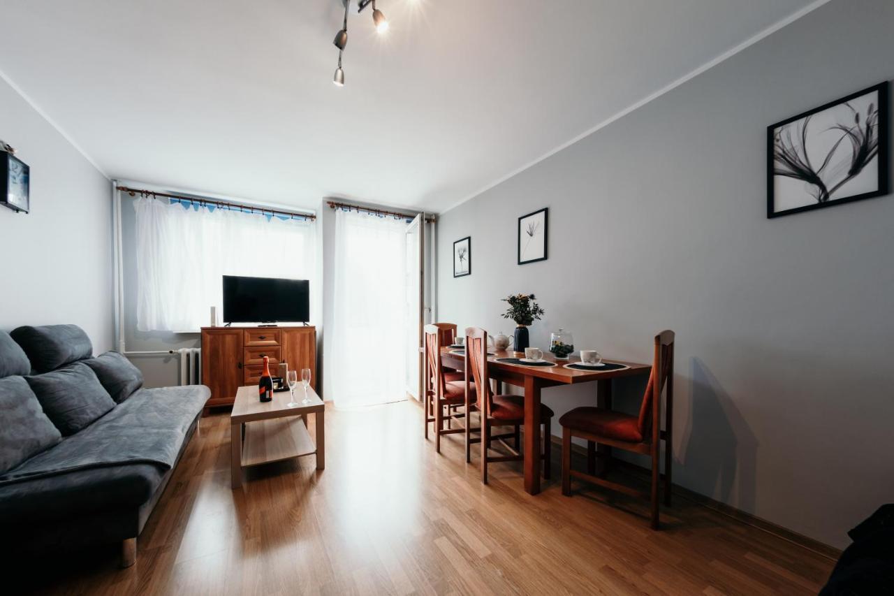 Spacious 3 Bedroom Apartament Near Olivia Business Center Gdańsk Exteriör bild